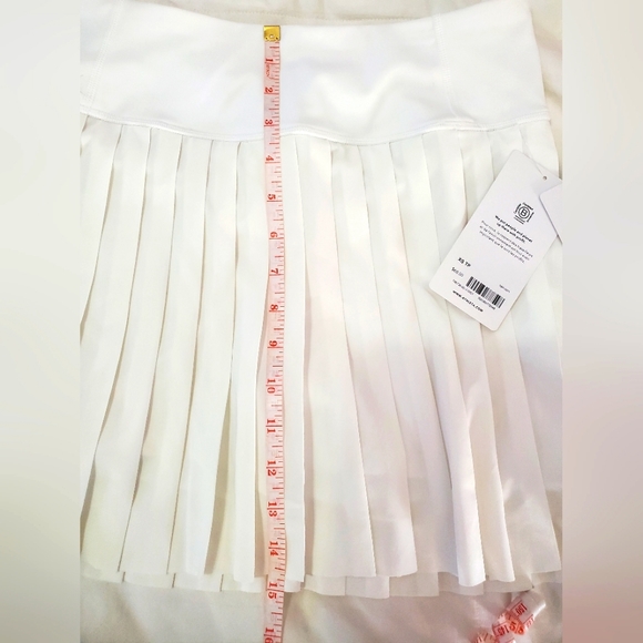 NWT Athleta XS TP (Tres Petite) Elevate Skort in White - Picture 11 of 14